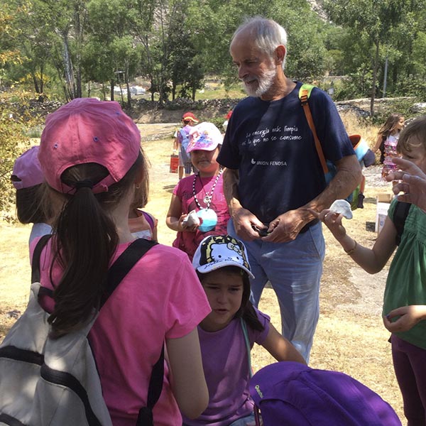 Visita a la Fundación de un grupo escolar